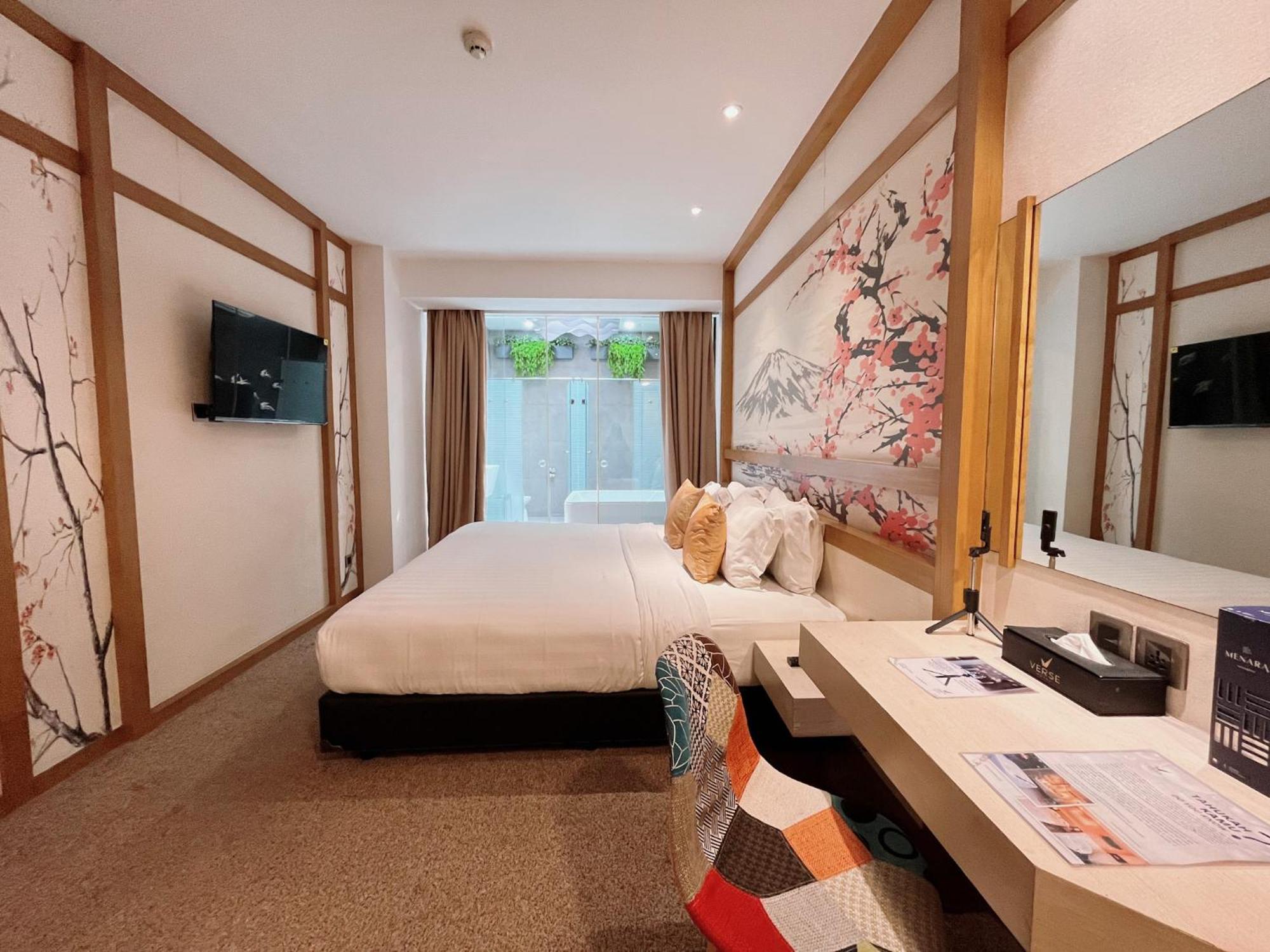 Suite Jacuzzi Room,1692058083:JPEG