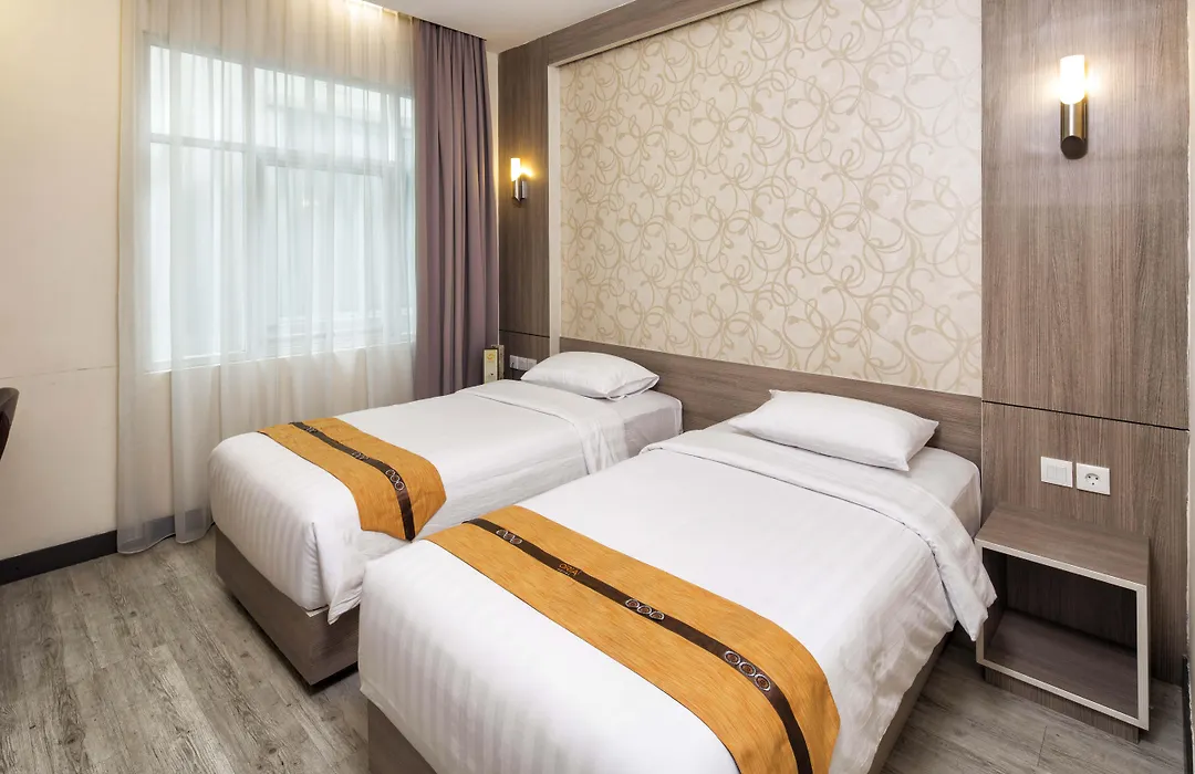 Verse Luxe Hotel Wahid Hasyim-1
