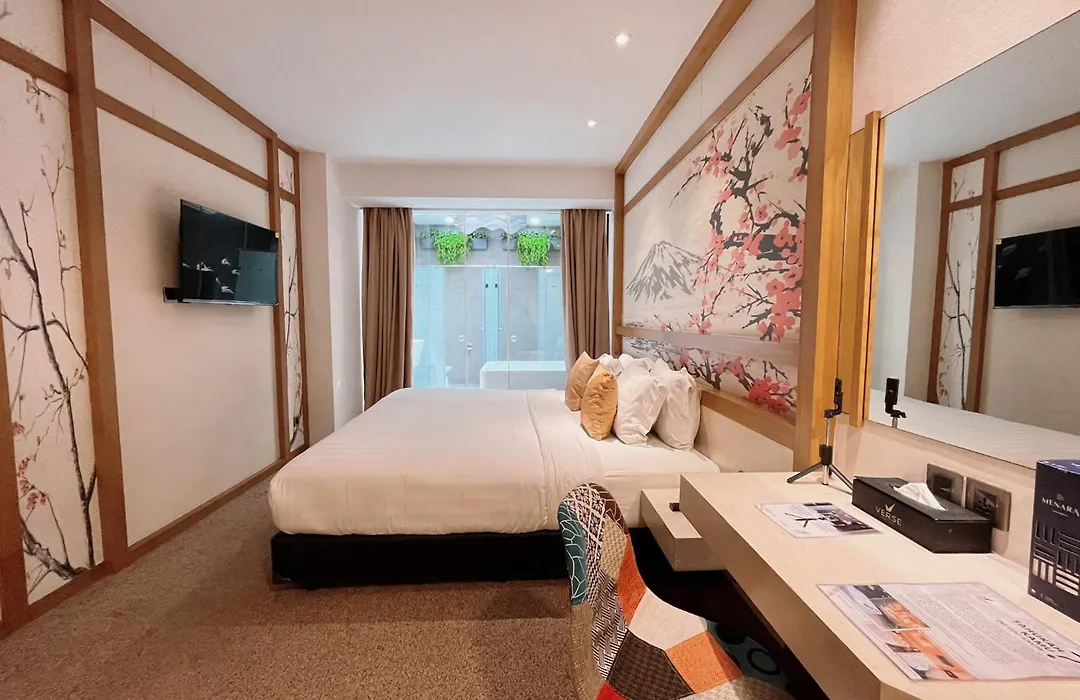 Verse Luxe Hotel Wahid Hasyim-1